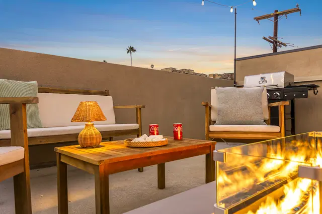 Exterior real estate photography example by LA Media Studio