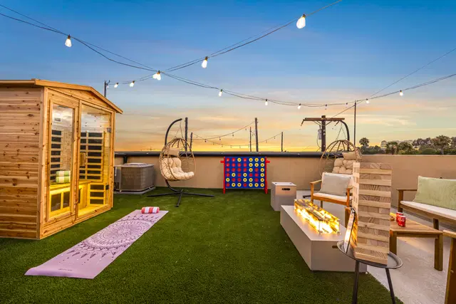 Exterior real estate photography example by LA Media Studio